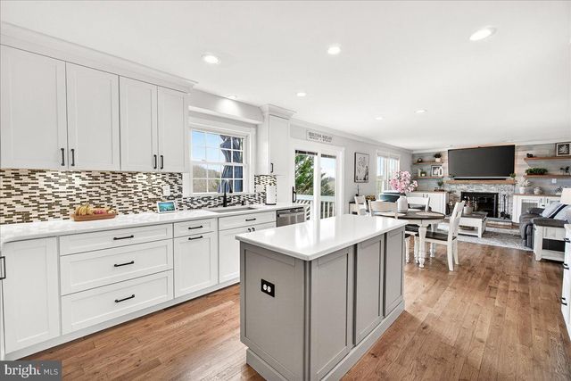 16 KNOLL SIDE LN, Middletown, MD 21769