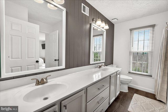 16 KNOLL SIDE LN, Middletown, MD 21769