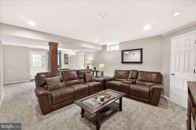 16 KNOLL SIDE LN, Middletown, MD 21769