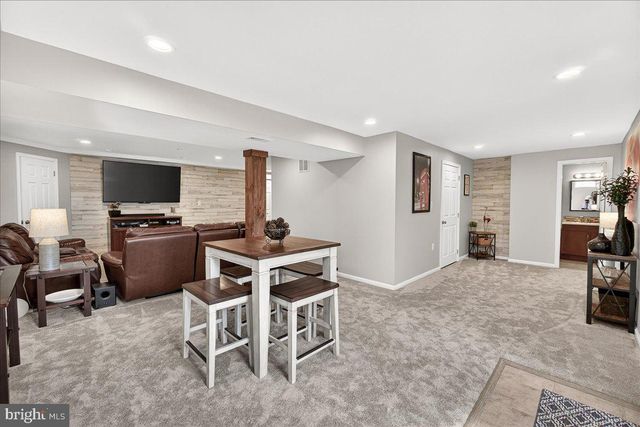 16 KNOLL SIDE LN, Middletown, MD 21769