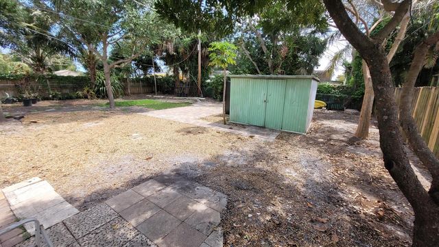 217 REO Drive, Jupiter, FL 33458