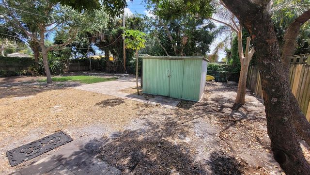 217 REO Drive, Jupiter, FL 33458