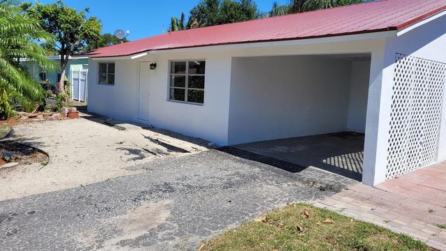 217 REO Drive, Jupiter, FL 33458