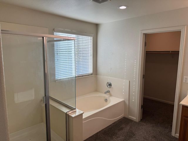 17359 Stone Celler Way, Lathrop, CA 95330