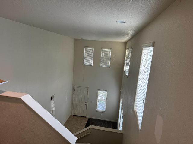 17359 Stone Celler Way, Lathrop, CA 95330