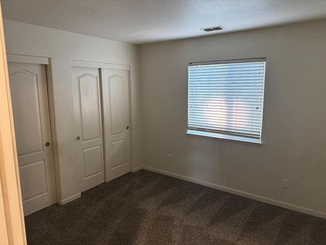 17359 Stone Celler Way, Lathrop, CA 95330