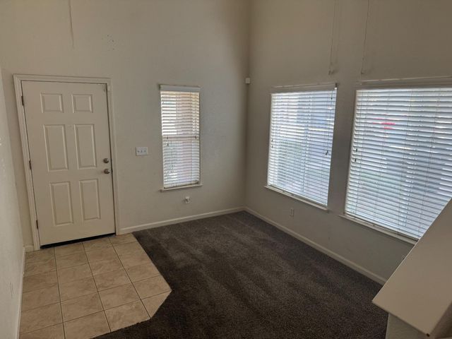 17359 Stone Celler Way, Lathrop, CA 95330