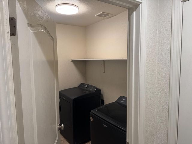 17359 Stone Celler Way, Lathrop, CA 95330