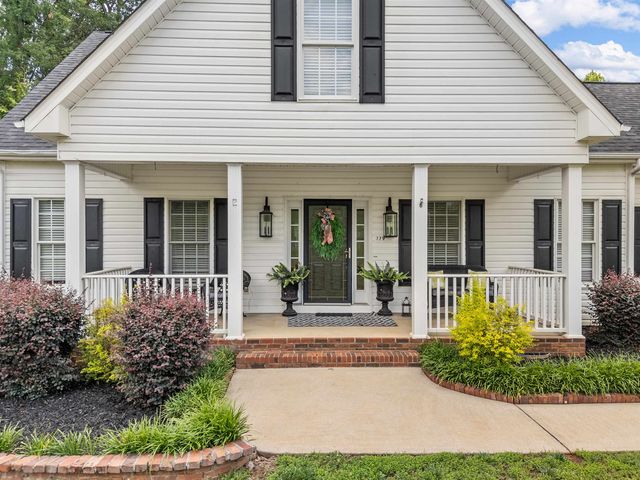 379 Shallowford Drive, Boiling Springs, SC 29316