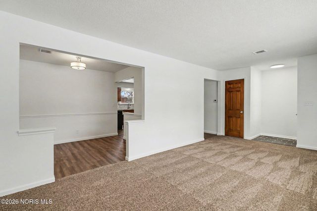 601 Tilayne Street, Perrysburg, OH 43551