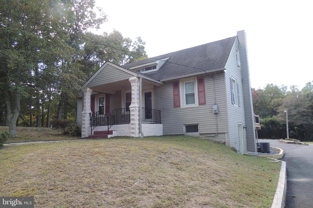 544 CHURCH RD, Sewell, NJ 08080