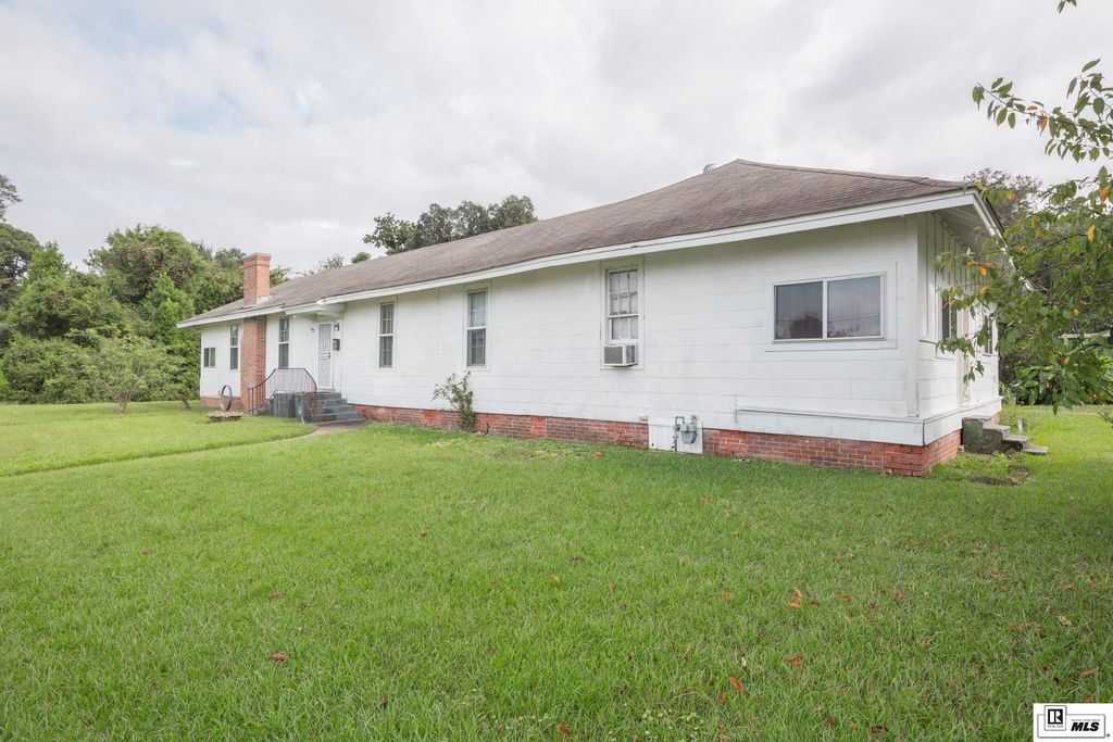 100 ROCHELLE AVENUE, Monroe, LA 71201