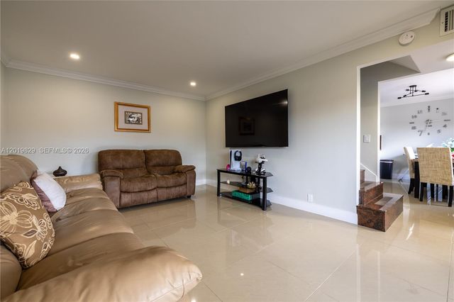2130 Sherwood Forest Boulevard 13, West Palm Beach, FL 33415