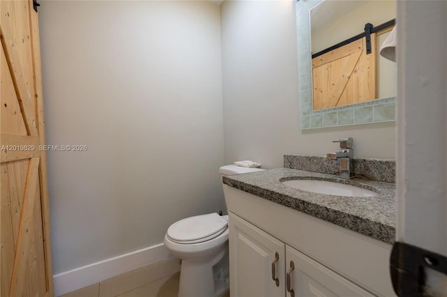 2130 Sherwood Forest Boulevard 13, West Palm Beach, FL 33415