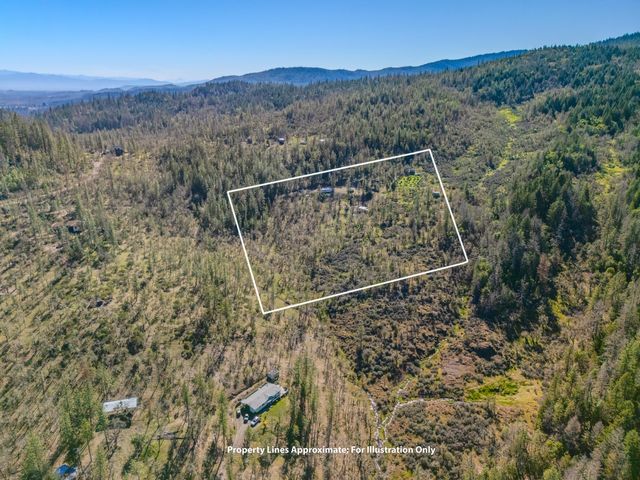 300 Citadel Road, Trail, OR 97541