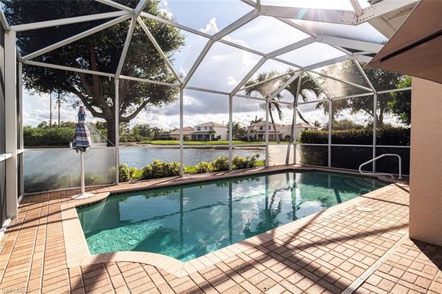 2540 Keystone Lake DR, Cape Coral, FL 33909