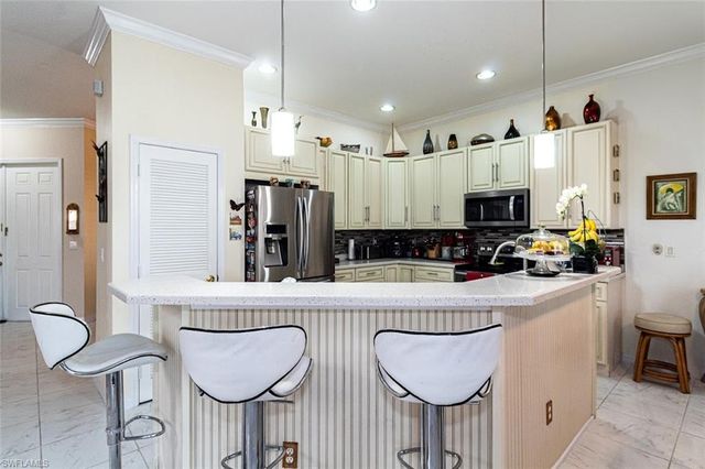 2540 Keystone Lake DR, Cape Coral, FL 33909