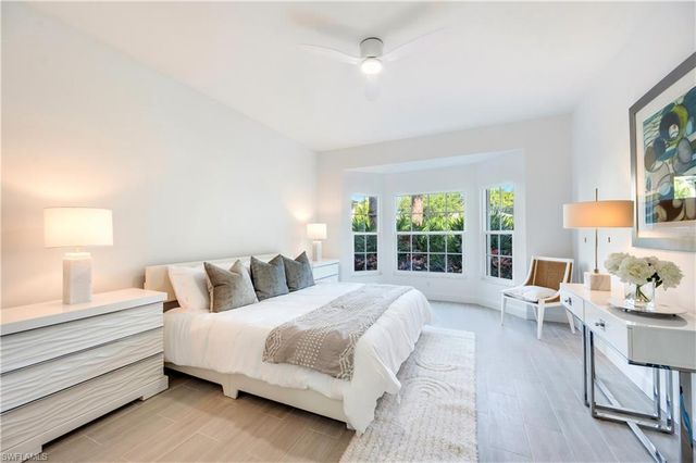 2806 Aintree LN # H102, Naples, FL 34112