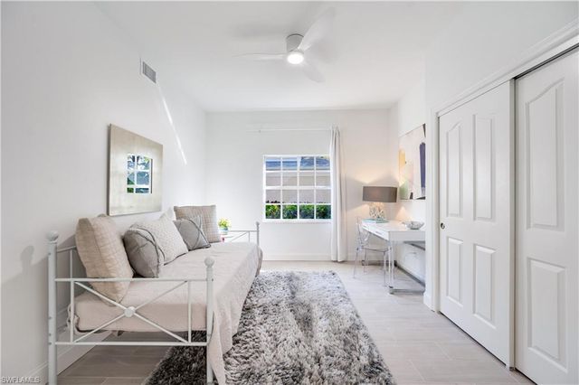 2806 Aintree LN # H102, Naples, FL 34112