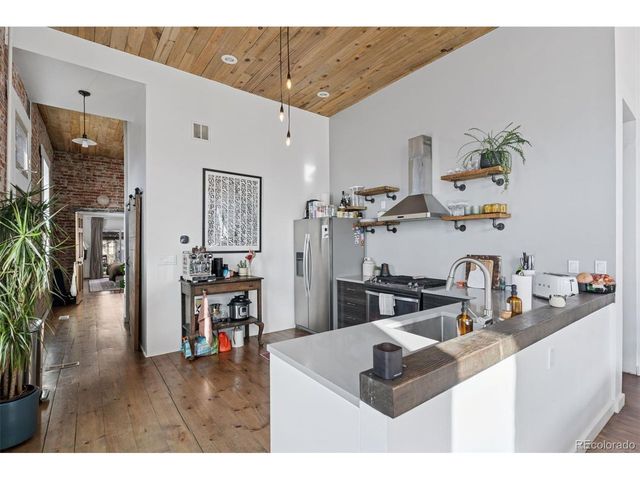 701 W 6th Ave, Denver, CO 80204