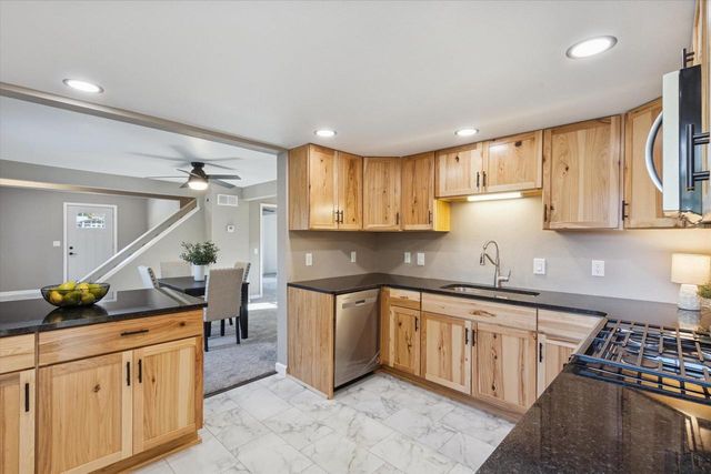 1010 N Main Street, Edgerton, WI 53534