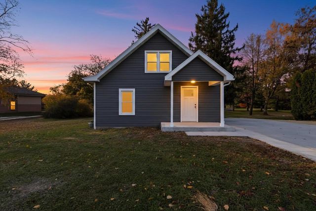 1010 N Main Street, Edgerton, WI 53534