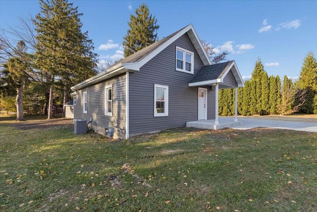 1010 N Main Street, Edgerton, WI 53534