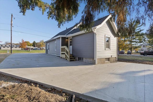 1010 N Main Street, Edgerton, WI 53534