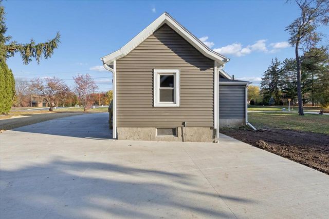 1010 N Main Street, Edgerton, WI 53534