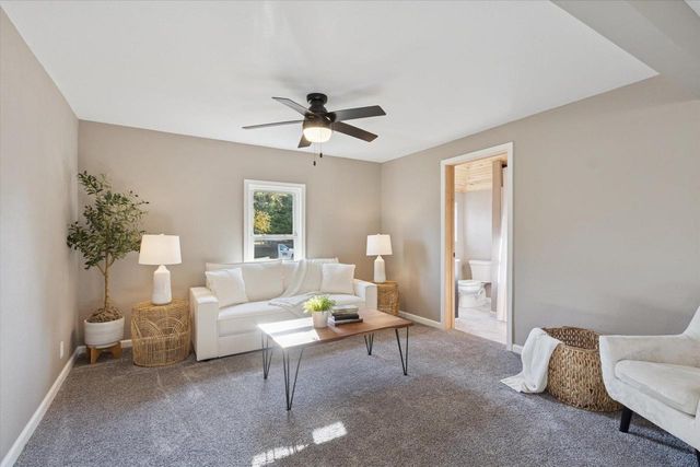 1010 N Main Street, Edgerton, WI 53534