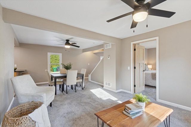 1010 N Main Street, Edgerton, WI 53534