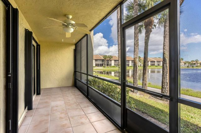 7892 Willow Spring Drive 1517, Lake Worth, FL 33467
