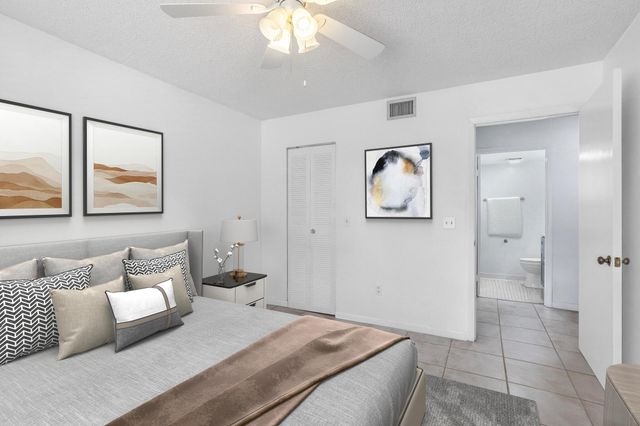 7892 Willow Spring Drive 1517, Lake Worth, FL 33467