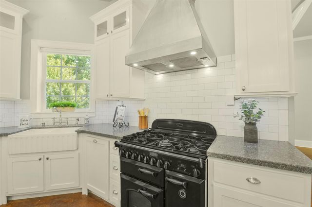 4046 Highland Pass, Montgomery, TX 77316