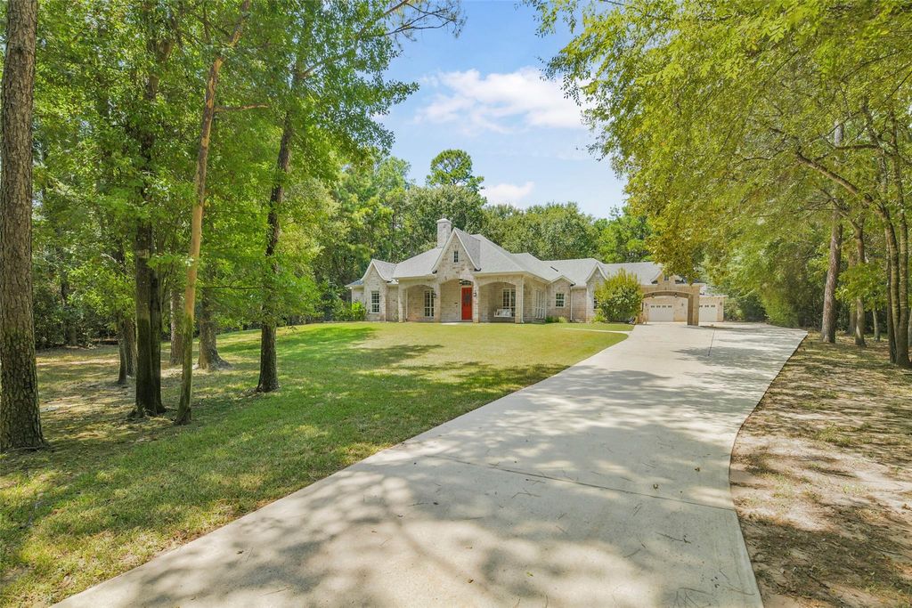 4046 Highland Pass, Montgomery, TX 77316