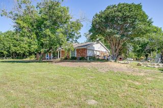 905 E Renfro Street, Burleson, TX 76028