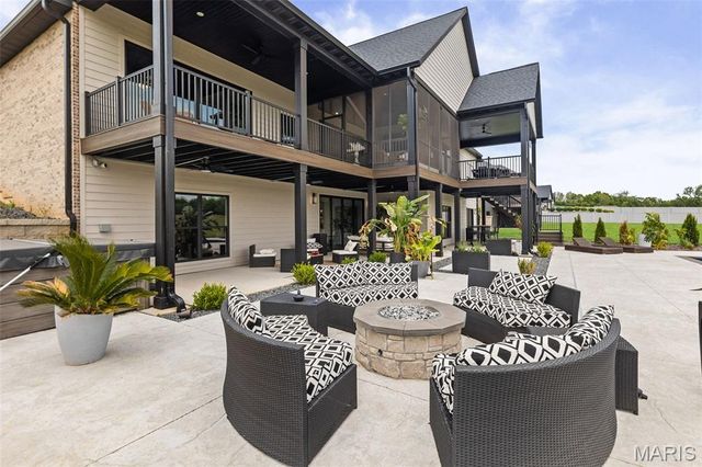 3824 Tanzanite Trail, Edwardsville, IL 62025