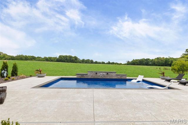 3824 Tanzanite Trail, Edwardsville, IL 62025