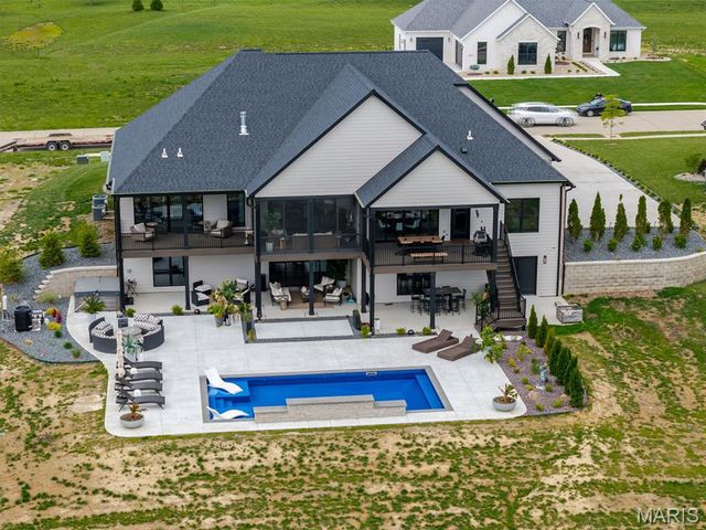3824 Tanzanite Trail, Edwardsville, IL 62025