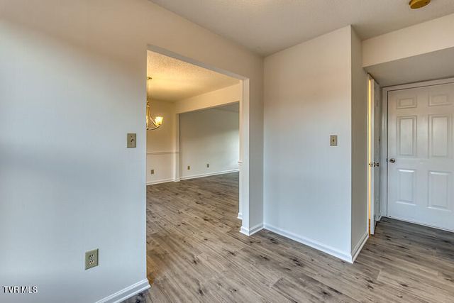 1725 West Lakeview Drive 1, Johnson City, TN 37601