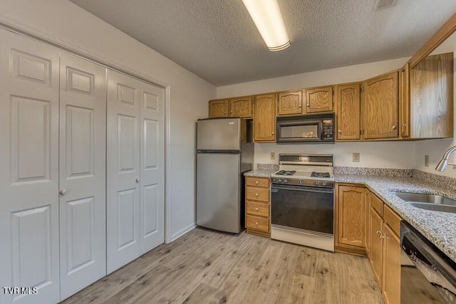 1725 West Lakeview Drive 1, Johnson City, TN 37601