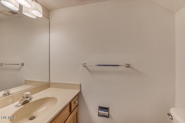 1725 West Lakeview Drive 1, Johnson City, TN 37601