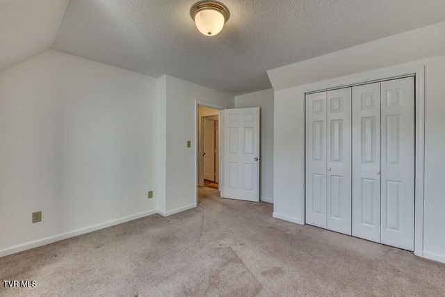 1725 West Lakeview Drive 1, Johnson City, TN 37601