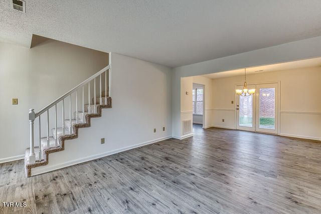 1725 West Lakeview Drive 1, Johnson City, TN 37601