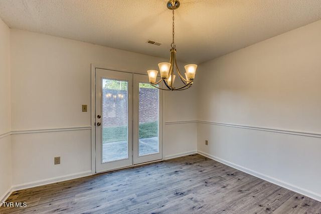 1725 West Lakeview Drive 1, Johnson City, TN 37601