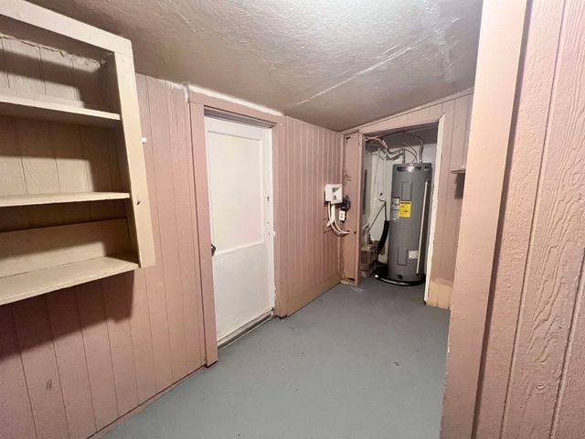 1023 S Millwood Ave, Wichita, KS 67213