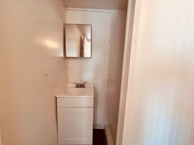 1023 S Millwood Ave, Wichita, KS 67213