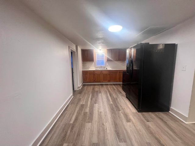 1023 S Millwood Ave, Wichita, KS 67213