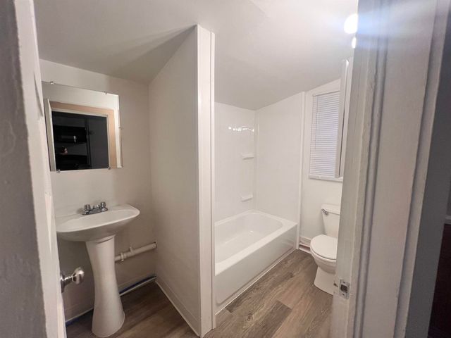 1023 S Millwood Ave, Wichita, KS 67213