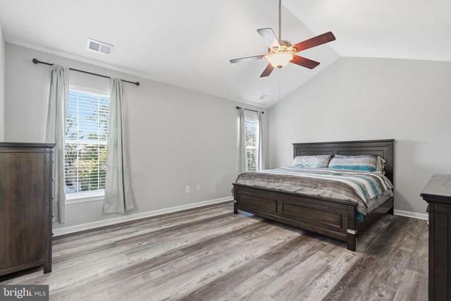 43612 DUNHILL CUP SQ, Ashburn, VA 20147